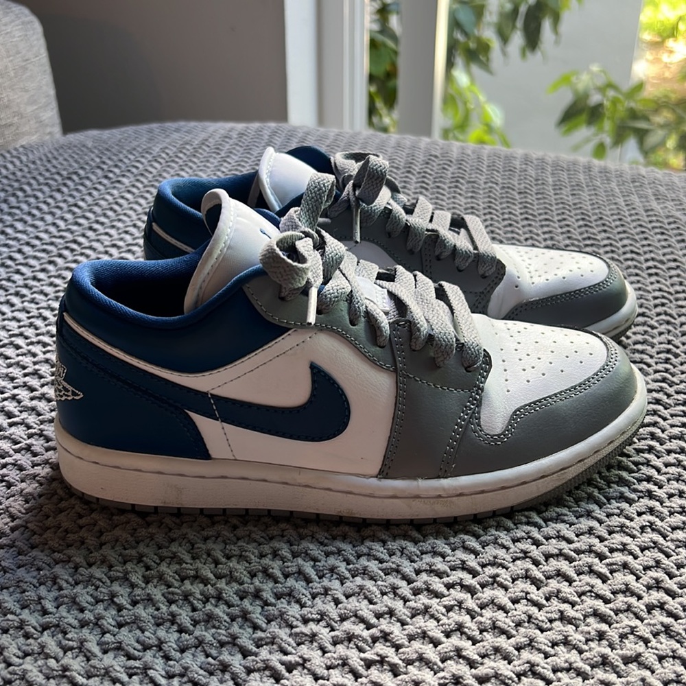 Nike Air Jordan 1 Low - blue and gray
